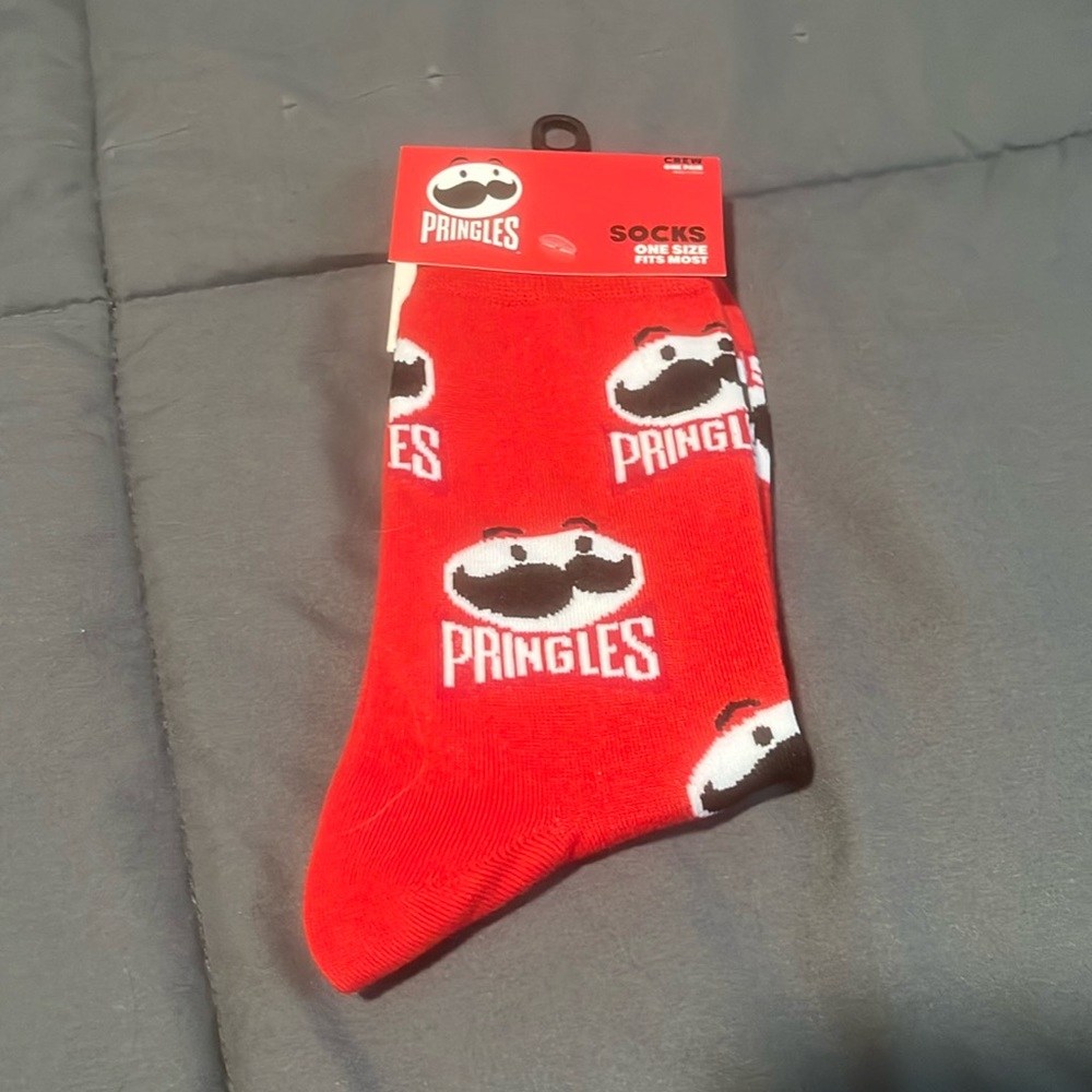 Pringles crew socks
